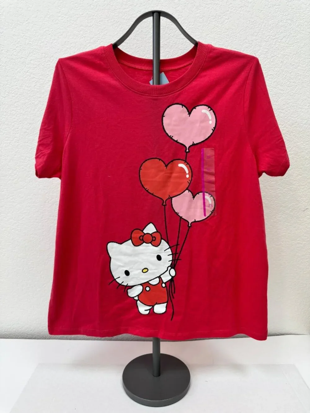 Hello Kitty Heart Balloon Graphic T Shirt Womens XXL Pink Sanrio NWT - Picture 1 of 11